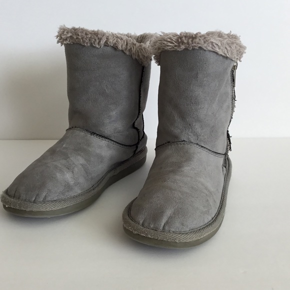 Airwalk Girls Boots Gray Faux Fur Lined Size 1 - Picture 3 of 8